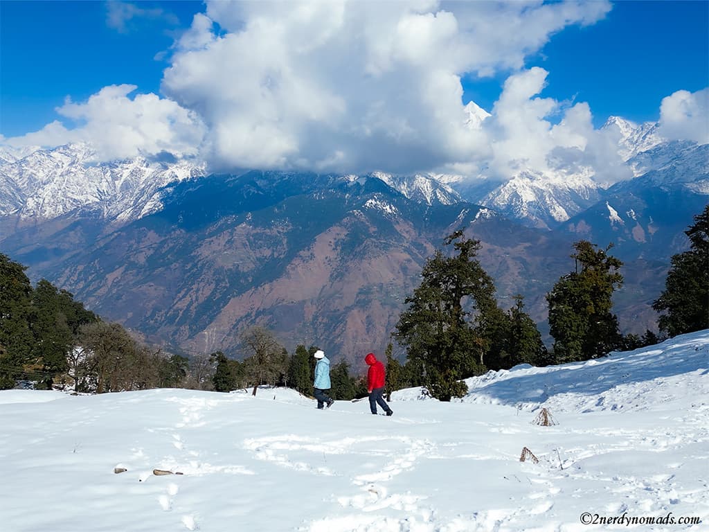 snowfall in munsiyari